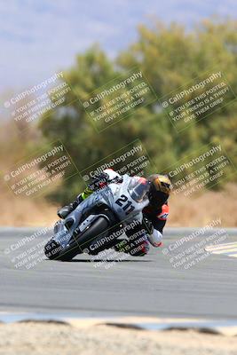 media/May-15-2022-SoCal Trackdays (Sun) [[33a09aef31]]/Turn 7 (1145am)/